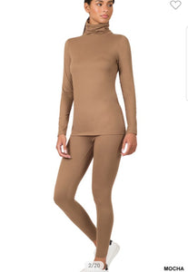 Cover me up, long sleeve turtleneck set